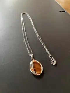 ネックレス　ロケット　ペンダント