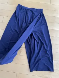 ドゥクラッセスカートライクパンツクロップドパンツガウチョパンツブルーネイビーL