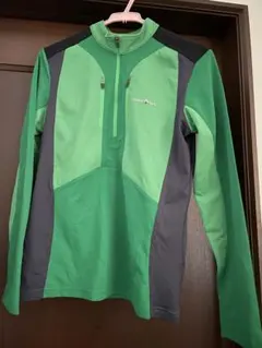 mont-bell ハーフジップ トップス グリーン