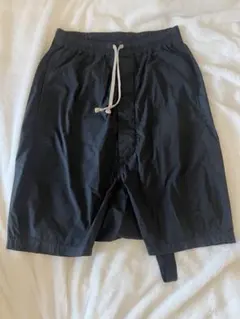 Rick Owens DRKSHDW ブラック ショートパンツのサムネイル
