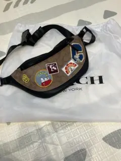 COACH x PEANUTS ボディバッグ ウエストポーチ　コーチのサムネイル