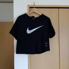NIKE ブラック 半袖Tシャツ シルバーラメロゴのサムネイル