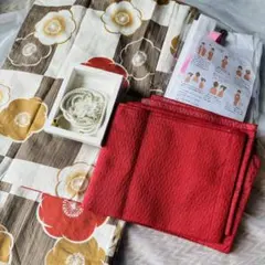 【新品未使用】花柄浴衣・赤帯・腰紐、帯留め着付けに必要な物セット♪来年すぐ使える