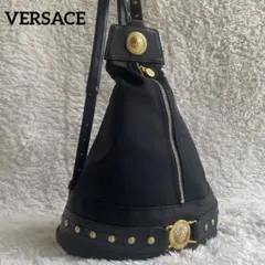 GIANNI VERSACE メデューササンバースト リュック黒 希少ナイロン 2026年最新】ヴェルサーチ リュックの人気アイテム - メルカリ