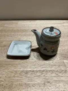 陶器製 醤油さし 小皿セット　花柄