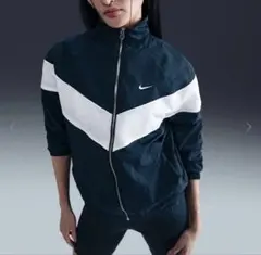 未使用品 NIKE ウィンドランナー Mサイズのサムネイル