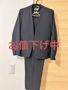 ノーカラージャケットスーツ