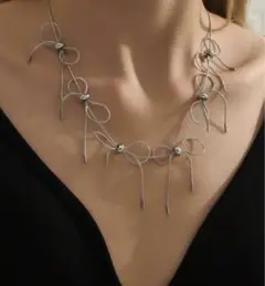 リボンモチーフ シルバーネックレス