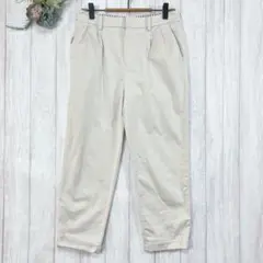 ☆コムサデモード チノパン タック入り ストレートレッグ ベージュ