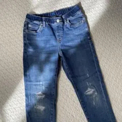 UNIQLOジーンズ　130