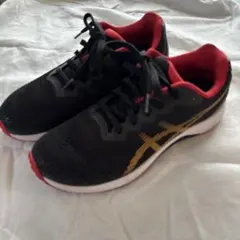 ASICS アシックス　レーザービーム　ブラック/レッド スニーカー　23.5