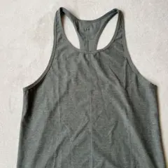 UNDER ARMOURアンダーアーマー レディースS タンクトップ グレー