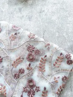 赤字スタート‼️インド刺繍生地