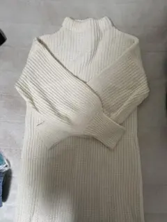 アイボリー リブ編み ハイネックセーター