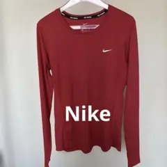 値下げ‼️Nike トレーニングウェア　Mサイズ　トップス レッド　ナイキ　赤