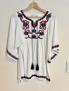 美品 NEMIKA ネミカ レリアン エスニック刺繍ブラウス 9 日本製 洗える 