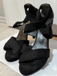 DIANA ダイアナ　サンダル　22cm　黒　ブラック　ピンヒール　ハイヒール