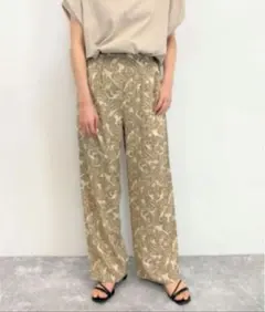 P*！様 LOWRYSFARM ローリーズファーム ペイズリー パンツ アイボリ