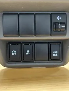 Item thumbnail for item 416fa0da-e475-4754-a5a7-a7448a5f5841