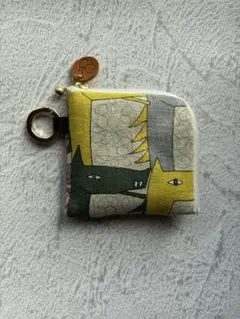 ミナペルホネン thoroughbred ライトベージュ L字ミニポーチ