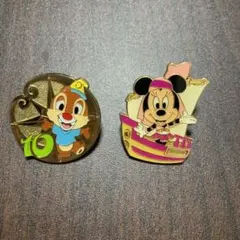 ディズニーシー　ゲーム　景品　ピンバッジ　2個セット