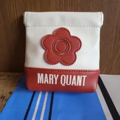 MARY QUANT フラワーモチーフ バネ口 ポーチ 【アイボリー×レッド】