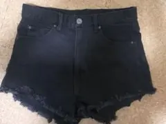 メゾンドリーファー　ショートパンツのサムネイル