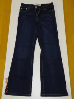 【ウエスト２３（５８．５ｃｍ）、送料込】デニムパンツ（ブーツカット）／ ユニクロ