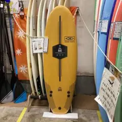 新品格安オーシャンアースソフトボード5’2オレンジ33Lフィン付きのサムネイル