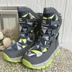 スノーブーツ 20cm キッズ　ジュニア　雪用ブーツ　防水　滑り止め　雪遊び