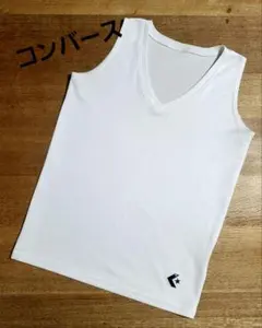 ⭐在庫大処分セール⭐コンバース Vネック タンクトップ ホワイト　Ｍサイズ。。。