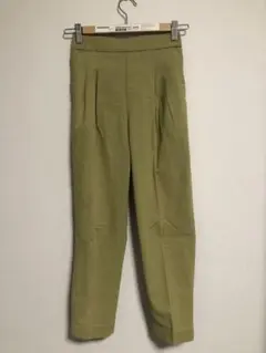 ウツクシルエット スラックス