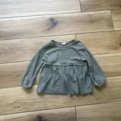美品　《 babyGAP 》 ベビー服　90サイズ　トップス　ロンティー
