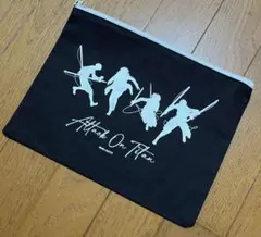 新品未使用！進撃の巨人 The Final Season ポーチのサムネイル