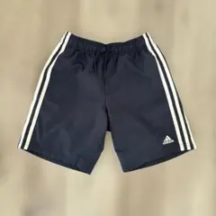 adidas ネイビー 半ズボン 3本ライン