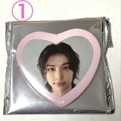 Straykids ヒョンジン缶バッジ2個 エキシビジョン ハート・丸型 スキズ