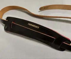美品 FERNANDES フェルナンデス 本革 ギターストラップ