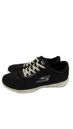 SKECHERS Go WALK 超軽量 ブラックスニーカー