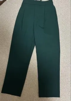 【niko and…】テーパードパンツ グリーン センタープレス きれいめ