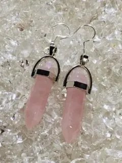 魅力UP❤︎ローズクォーツ❤︎ポイント(六角柱型)ピアス❤︎天然石