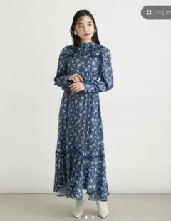 極美品✨LILY BROWN 花柄ラインワンピース 1サイズ
