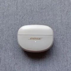 【最終値下げ】Bose Ultra Open Earbuds 充電ケース　白