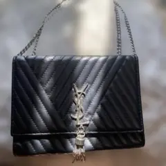 YSL ブラック キルティング ショルダーバッグ