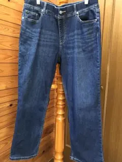 Item thumbnail for item 16397400-0974-48bb-a982-2d725f611915