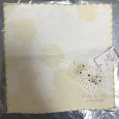 PAUL & JOE 花柄　刺繍 ハンカチ　ポールアンドジョー　ピンク　タオルのサムネイル