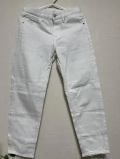 UNIQLOホワイト デニムパンツ