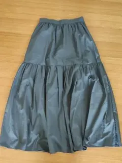 ローリーズファーム　ティアードロングスカート 　チャコールグレー