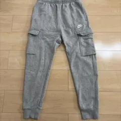 NIKE スウェットカーゴパンツ グレー　メンズ　ズボン