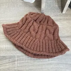 ケーブル編みブラウンバケットハット