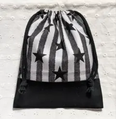 ハンドメイド、星、ストライプ柄の給食袋、巾着袋、コップ入れ、黒